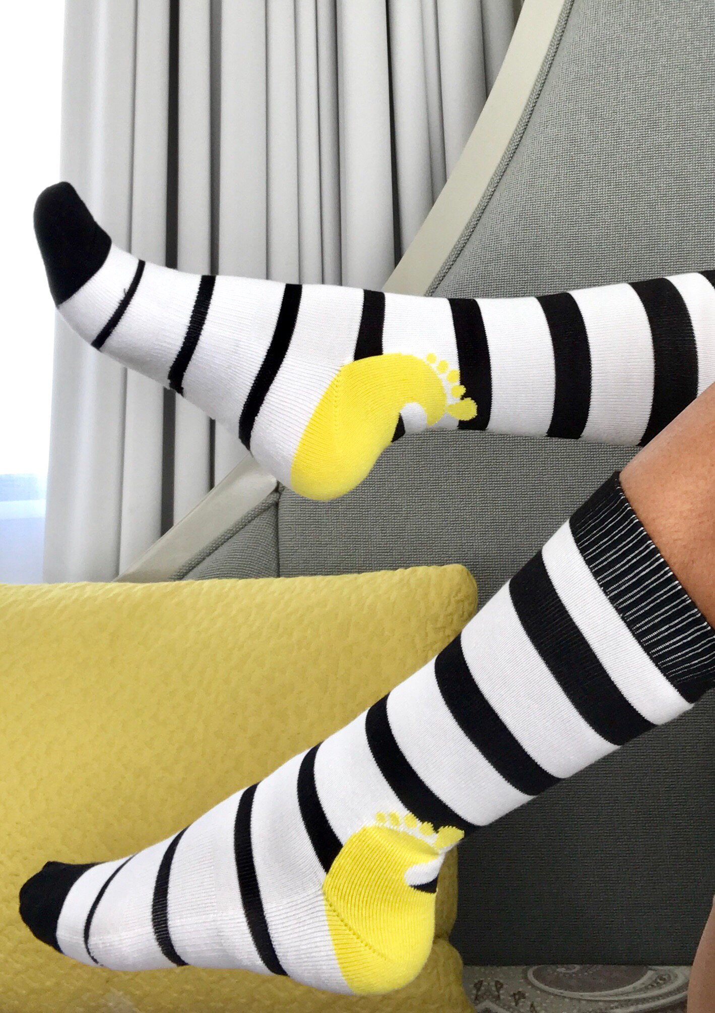 Black+White Stripe Sox